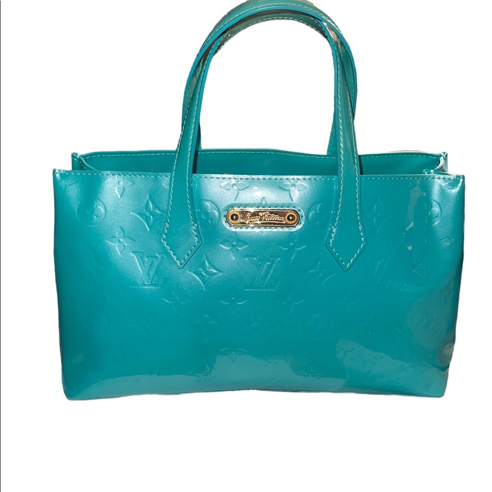 Authentic Louis Vuitton Vernis mini tote.